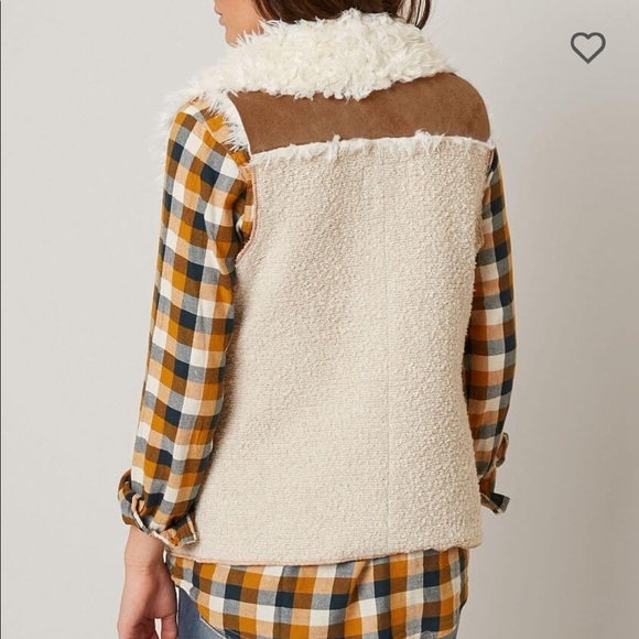 BKE Teddy Bear Flyaway Vest - Picture 2 of 9